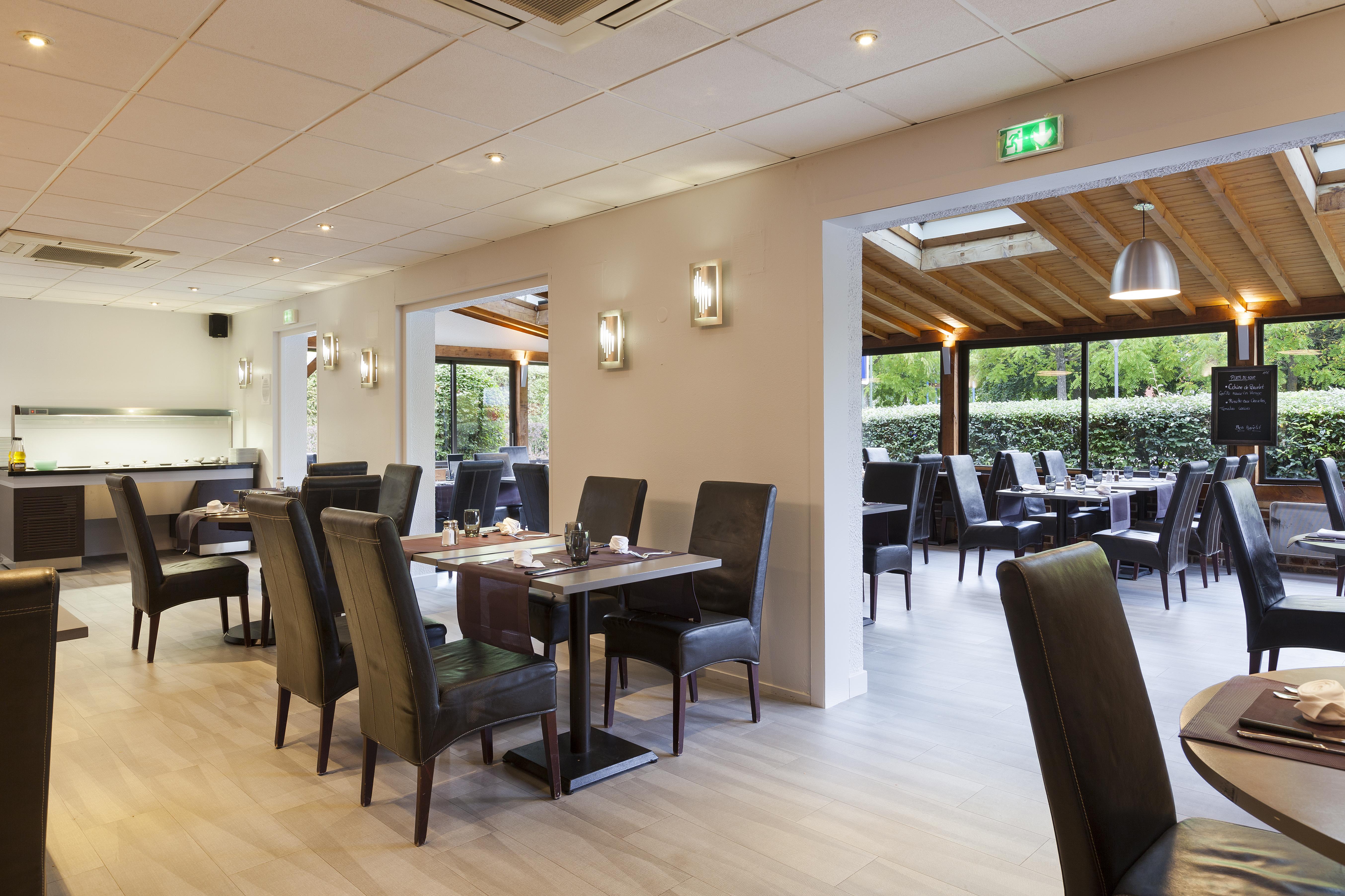 Comfort 3* Évreux