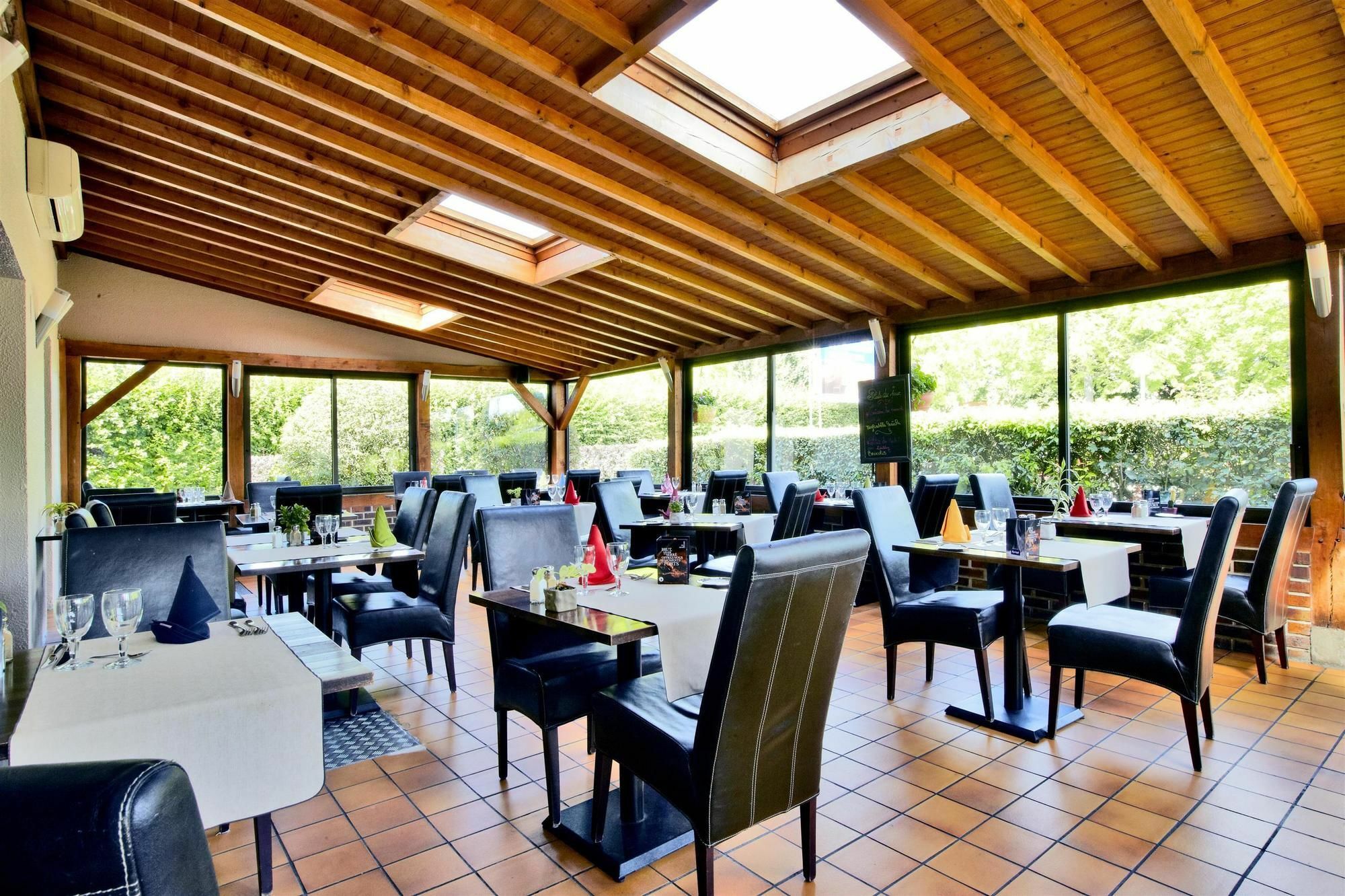Comfort Hotel Évreux